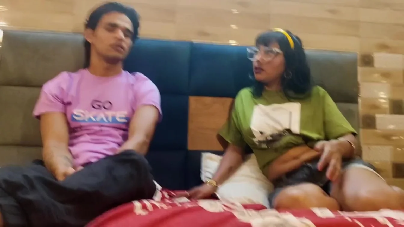 Friends Girlfriend Uncut